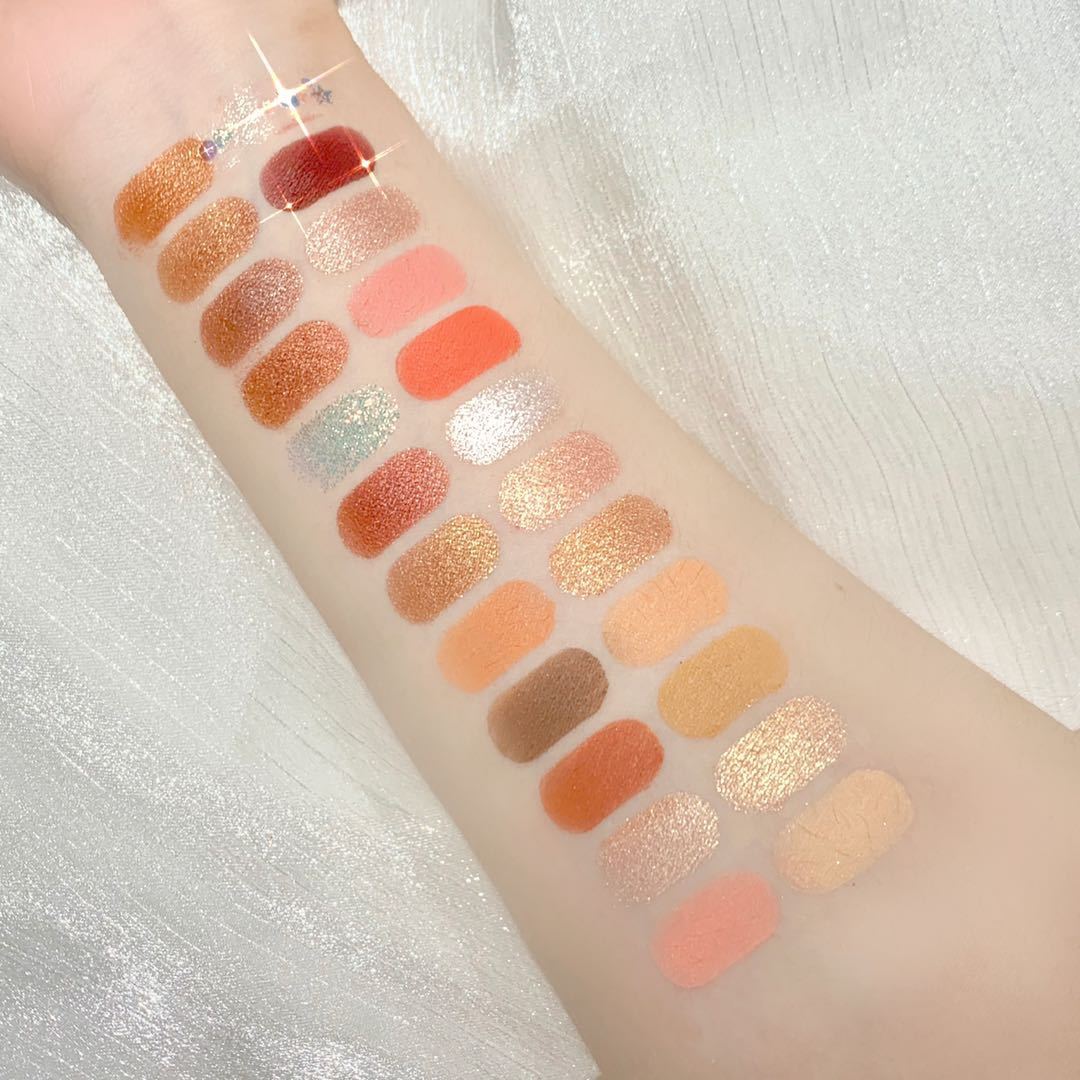 24 Colors Earth Eyeshadow